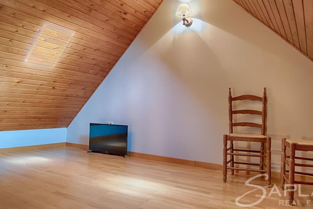 Villa Saplan Real Estate Pensaueth à Salardú Extérieur photo