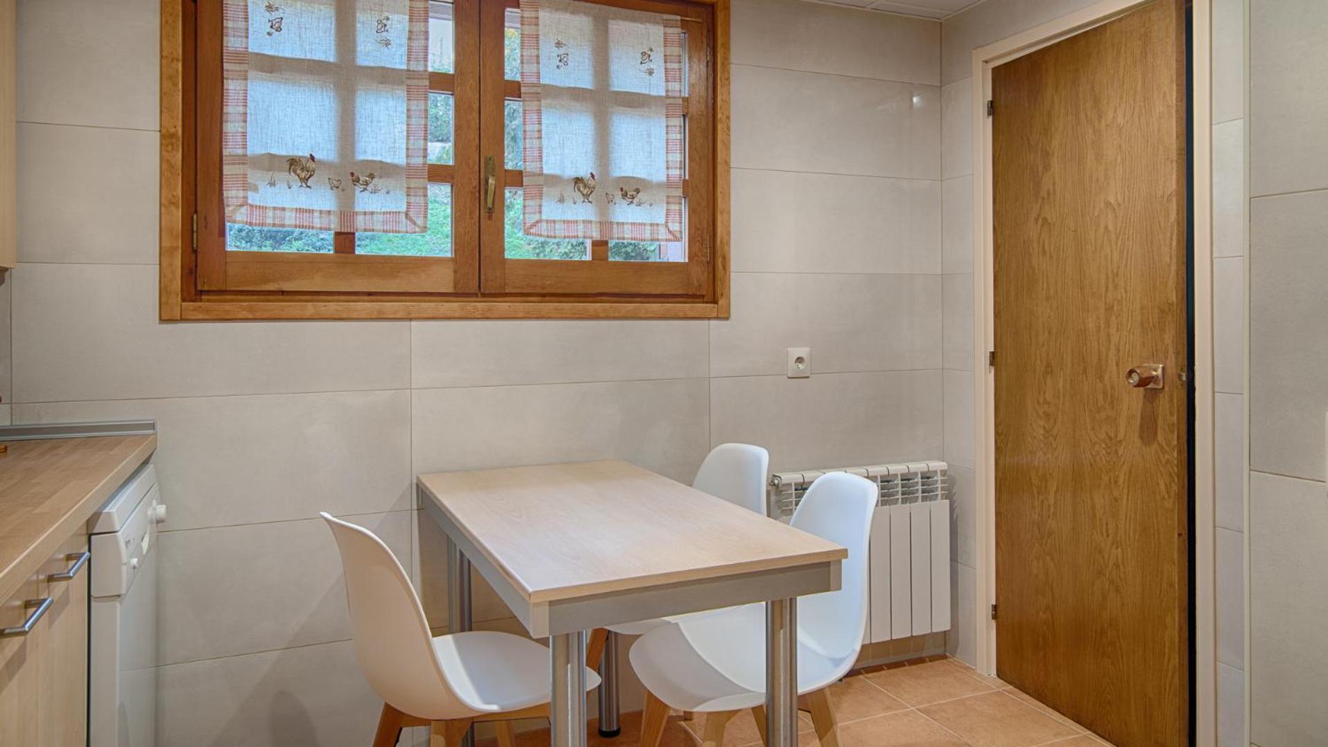 Villa Saplan Real Estate Pensaueth à Salardú Extérieur photo